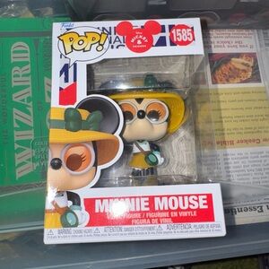 Funko Minnie Mouse Yellow Hat with Green Accents 1585